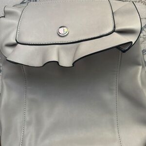 Nine West Gray Purse/Backpack Pre-owned Excellent Condition!